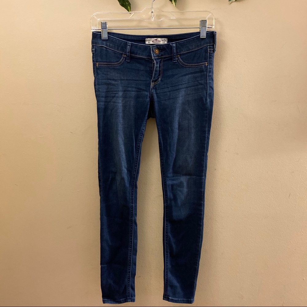 Dark wash skinny jeans